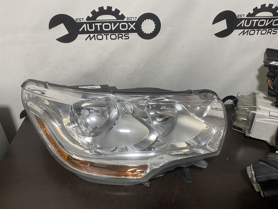 Far dreapta Citroen Ds4 halogen an 2011-2016