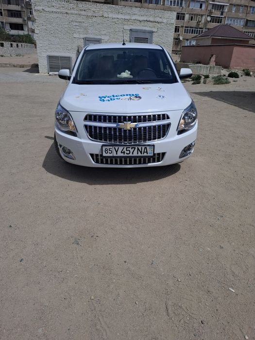 Cobalt mashina sotiladi