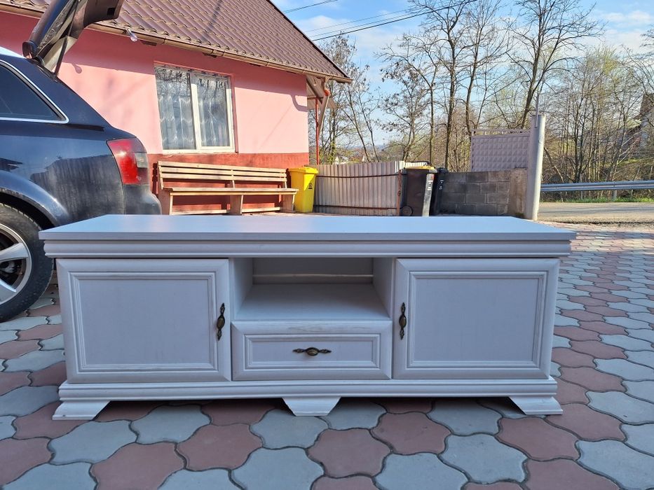 Vând Comodă Living