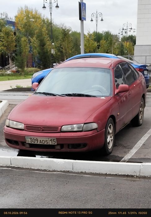 Продам машину Mazda Cronos