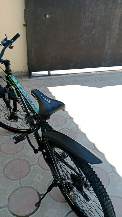 Велик и Самакат Ақтау