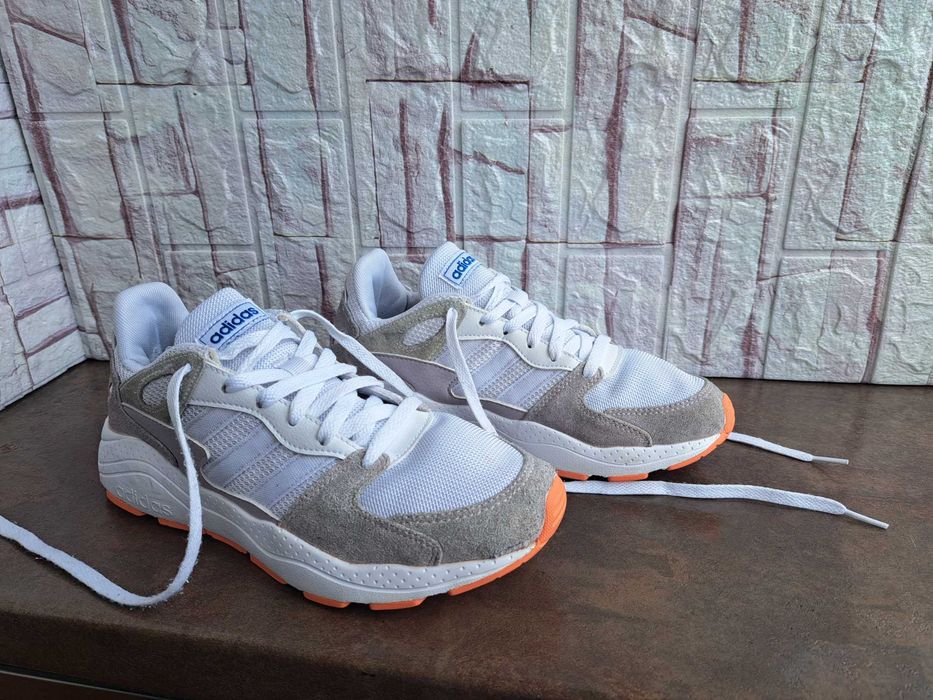 дамски маратонки,спортни обувки,кецове,Adidas,39,5,адидас