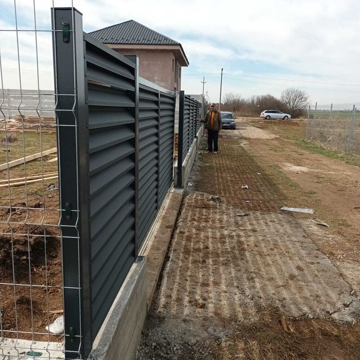 Construim garduri si porti din panouri stil jaluzele, sipca metalica, tabla cutata, BCA