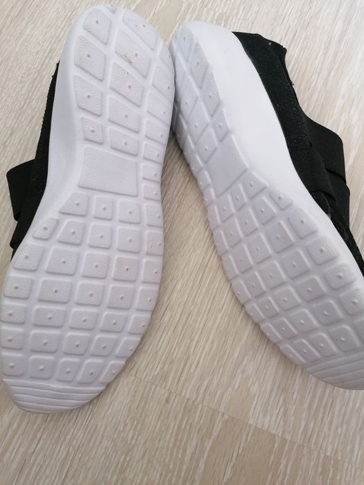 Oferta Pantofi sport noi