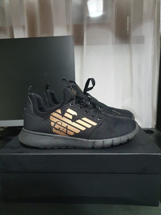 Adidasi Emporio Armani