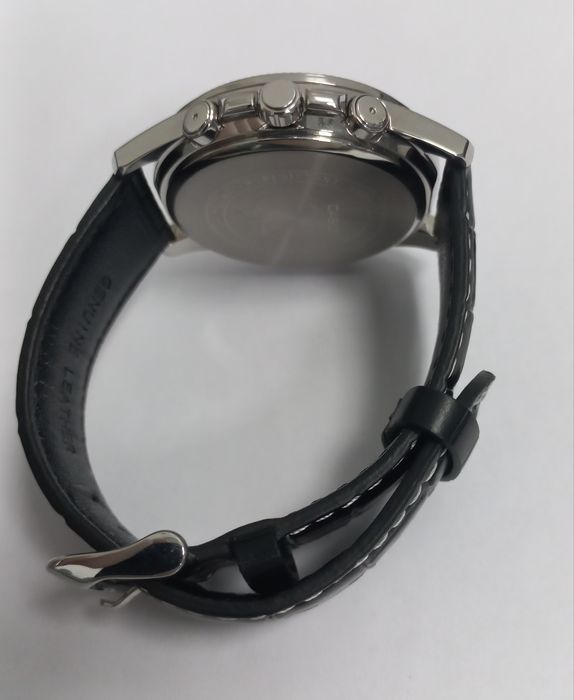 Обмен casio mtp-1375 в идеальном состояний.