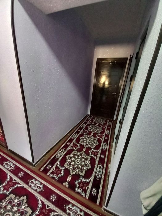 Motrid 3 xonali sotiladi