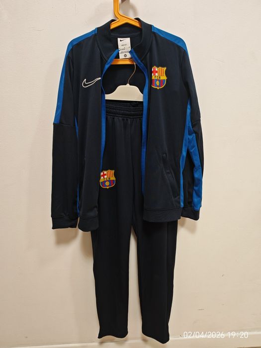Echipament complet de fotbal 7 piese model FC Barcelona