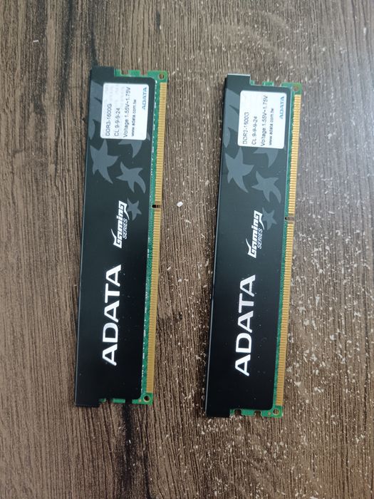 Продавам RAM DDR3 ADATA 2x2GB