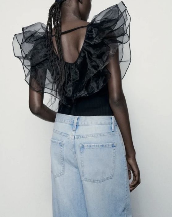 Черно ефектно боди Zara