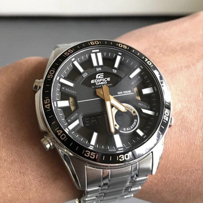 Продаются часы Casio Edifice C100D (оригинал).