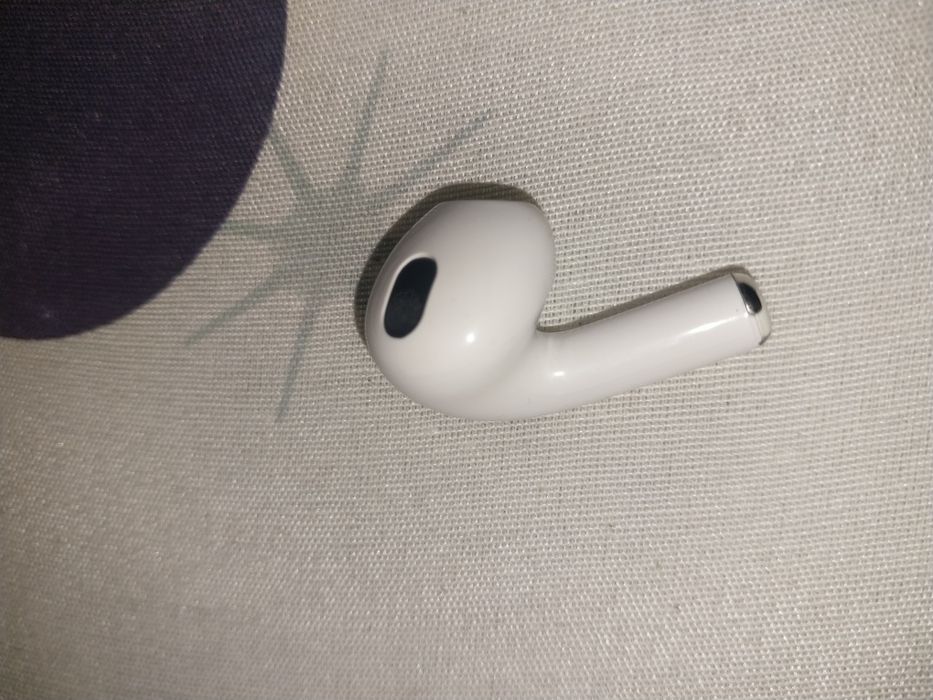 AirPods 3 (не рабочие, с коробкой)