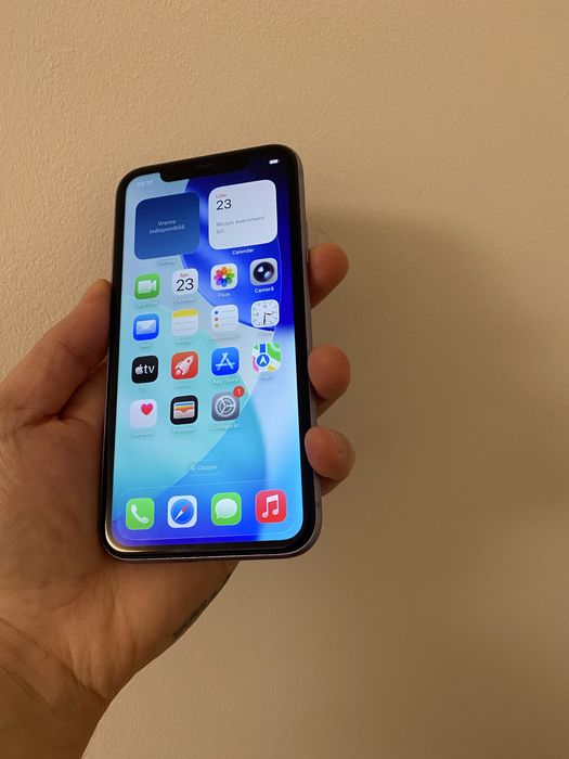 Vand Iphone 11 64 GB
