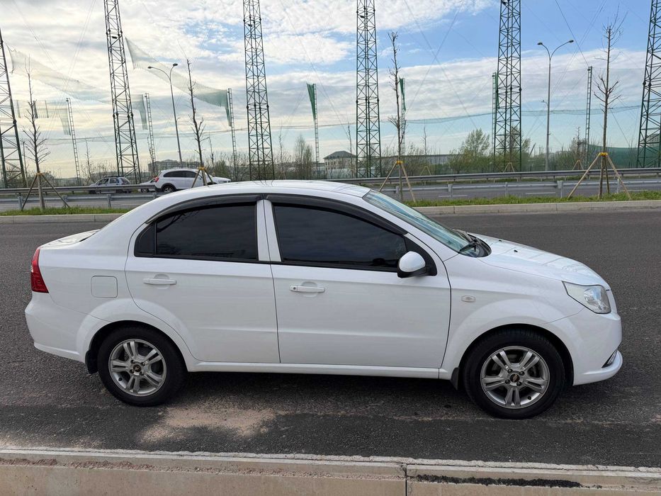 NEXIA  3  автомат