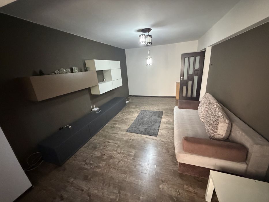 Apartament de inchiriat