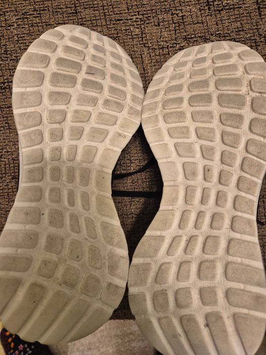 Продавам Маратонки Adidas 38 2/3 и 40 номер