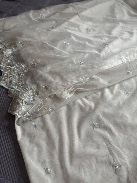 Тюль хорошем состоянии