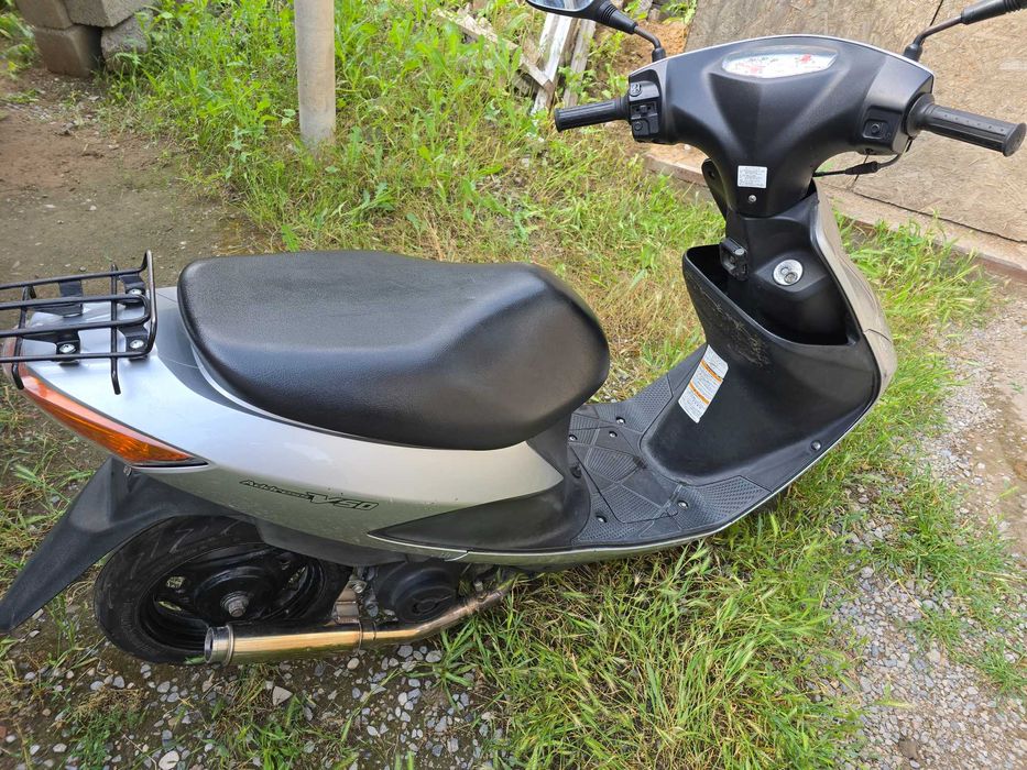 Скутер Suzuki Address V50