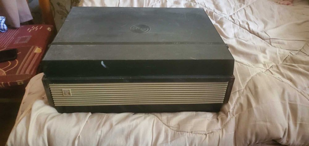 Магнитофон катушечный