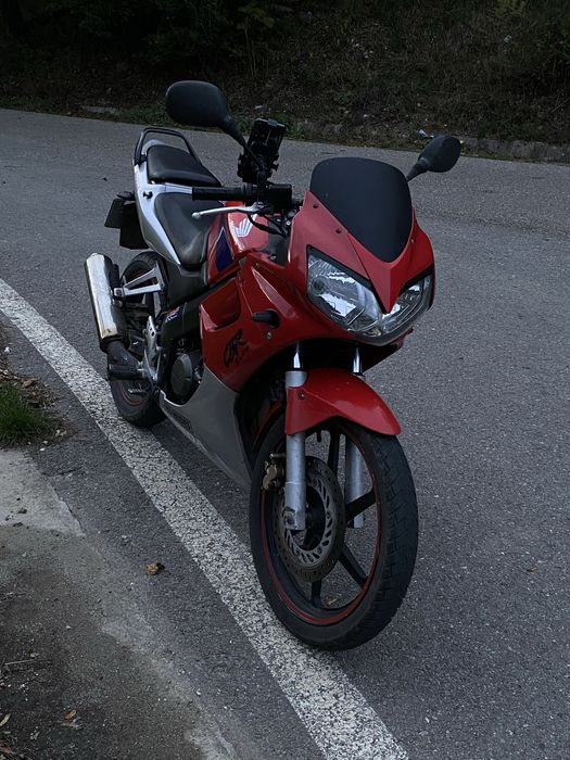 Honda cbr 125 jc34