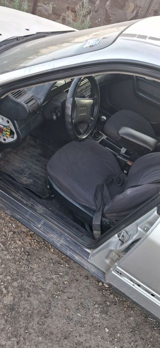 Продам Audi 100 c 4