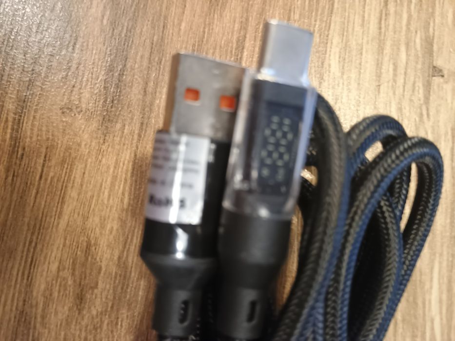 Cabluri usb -telefon ,120 w ,afișaj LCD ,2 metri ,transfer date usb C