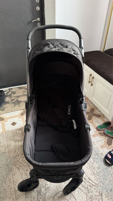 Продается коляска TOMIX