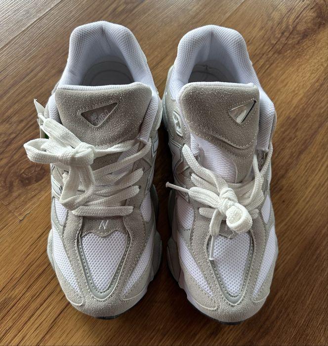 Мъжки маратонки New Balance 9060 бяло със сиво