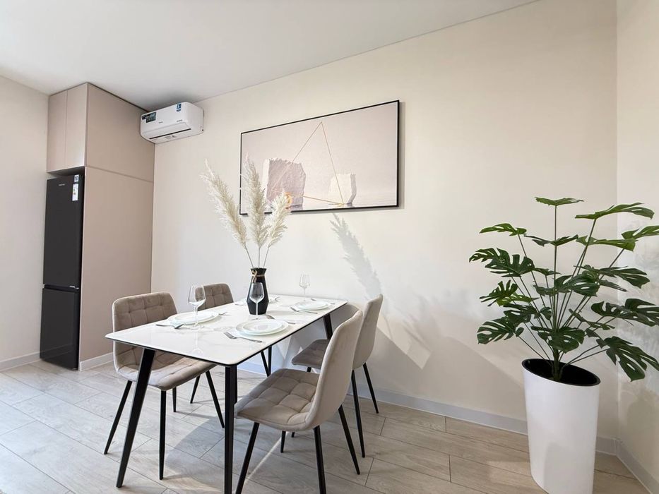 3х комнатная. Круг гостиницы России. Новый авторский ремонт. Укомплект