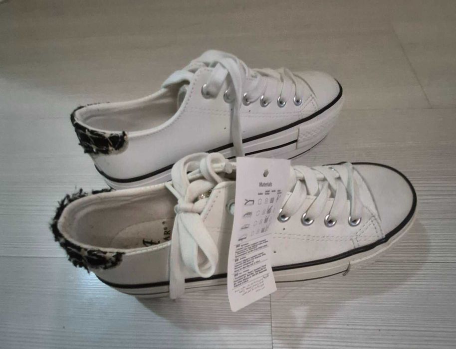 бели кецове с дебела плтформа