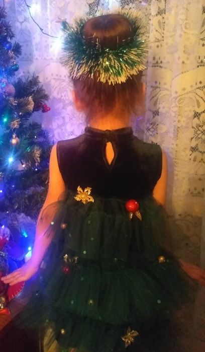 Продается костюм ёлочка