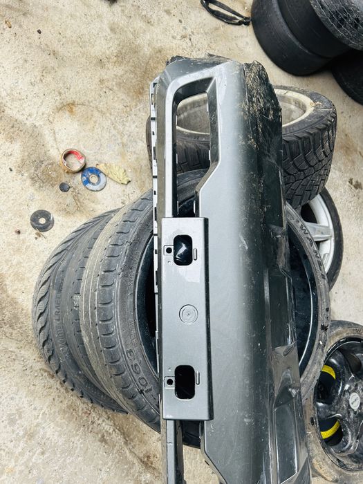 Спойлер предна броня за Toyota HiLux 2020