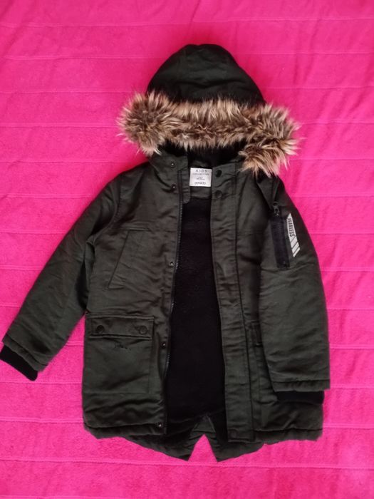 Продам зимние куртки на мальчика