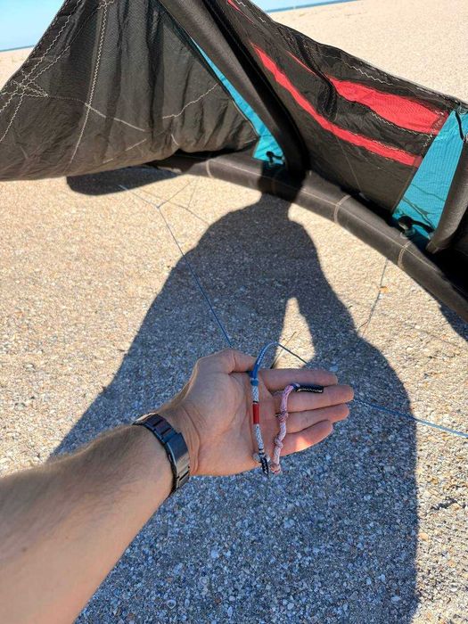 Kite Zmeu Slingshot Rally 12m / 8m + bară Cabrinha