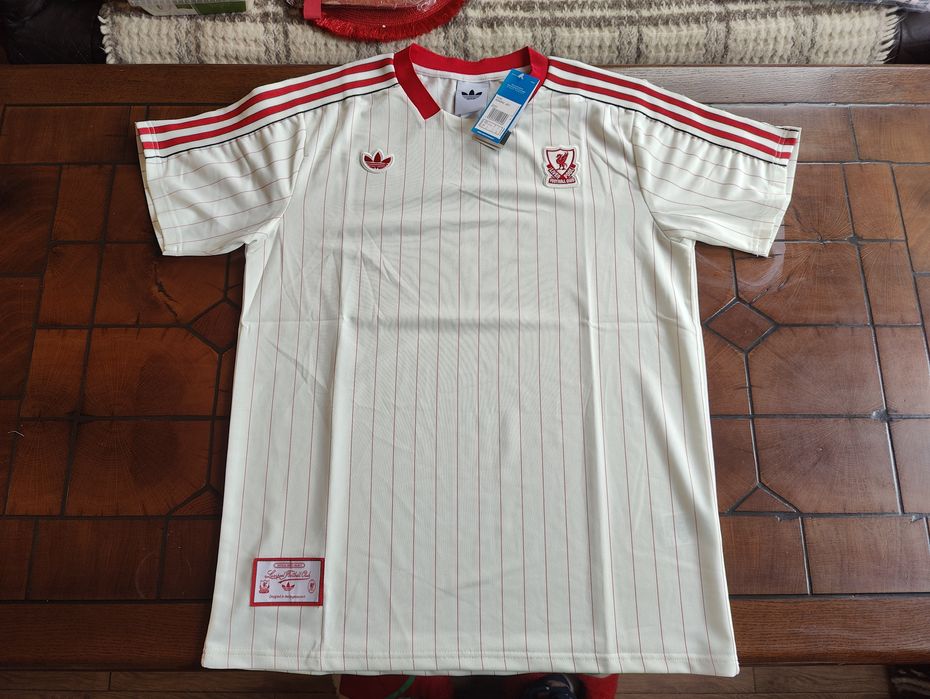 Футболна тениска Liverpool Terrace icons сезон 25/26