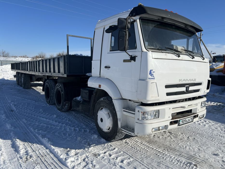 Продам камаз тягачь с прецепом
