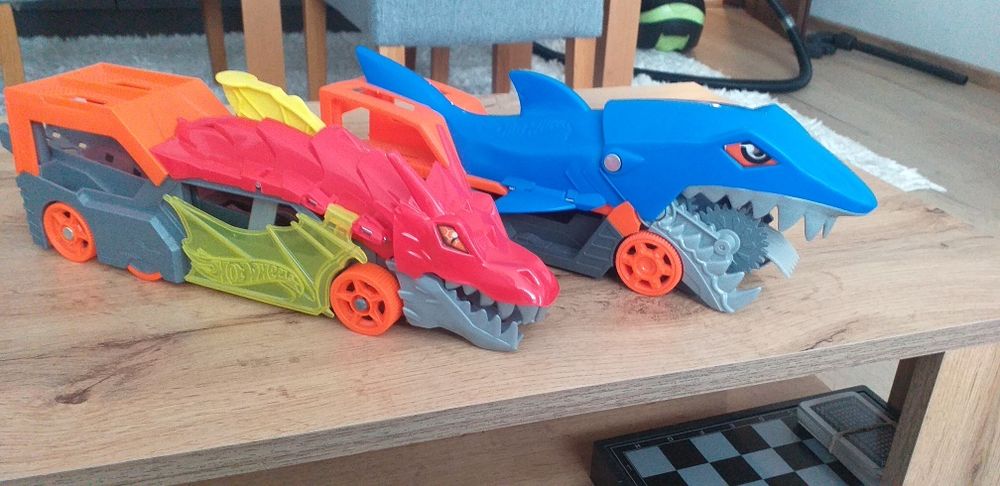 Писти Hot wheels