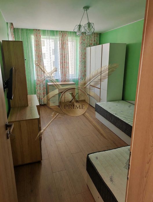 Дава се под наем Тристаен апартамент в Варна, Възраждане 1 - 91 кв.м за 900 € - Снимка #2