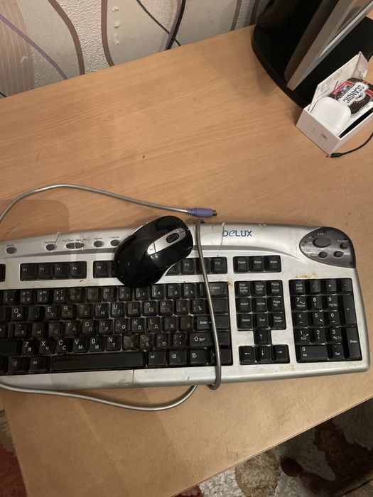 Клавиатура Х7  б/у  и Deluxe  б/у