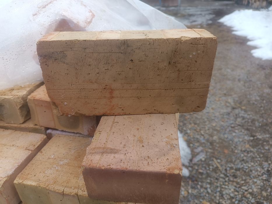 Кирпич кирпич кирпич