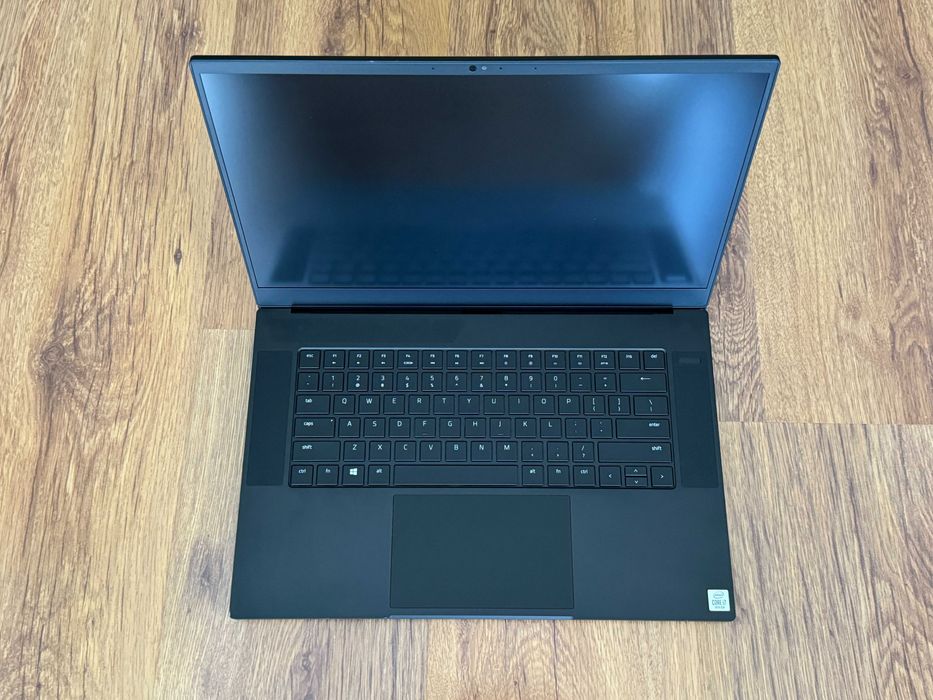 15.6' 300Hz Core i7-10875H Razer Blade Advanced 32GB DDR4/512GB NVMe/Nvidia RTX 2080 Super Max-Q 8GB