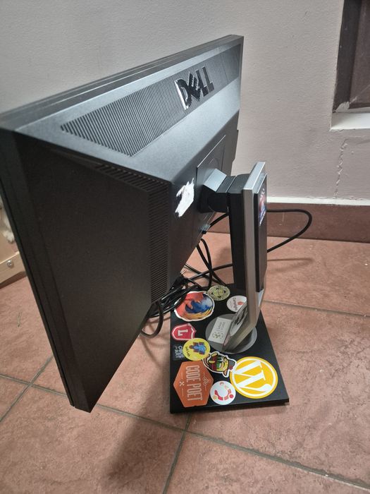 Dell UltraSharp U2311Hb 23" IPS Full HD монитор + 3 м DVI–HDMI кабел