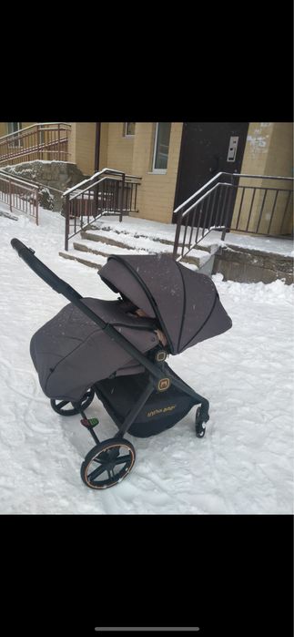 Продам детскую коляску зима-лето