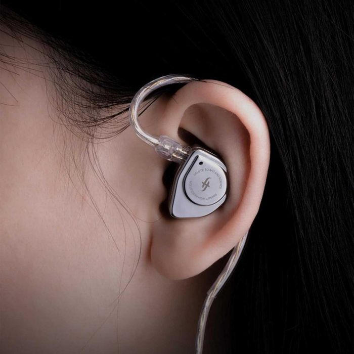 Simgot EW200 универсальные IEM с детальным звучанием для музыки и игр