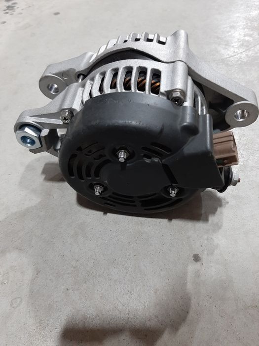 Генератор Toyota Lexus 2TR 3RZ 2UZ 3GR