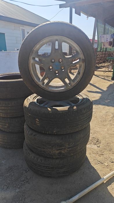 Шина с титанками