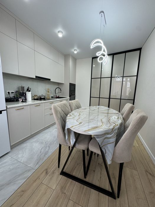 Продам стулья 4 шт