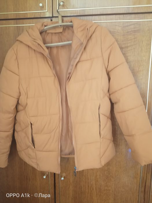 Продам демисезонные женские куртки