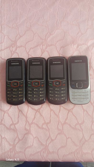 Стари телефони Samsung