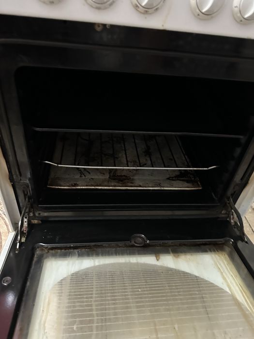 Продам электроплиту Гефест б/у